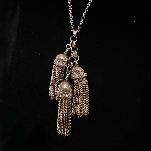 NWT Ann Taylor 17” long necklace with three pom-poms. - Picture 3 of 9